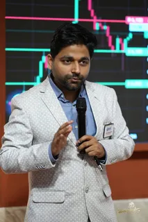 Ayush Srivastava, AOC mentor
